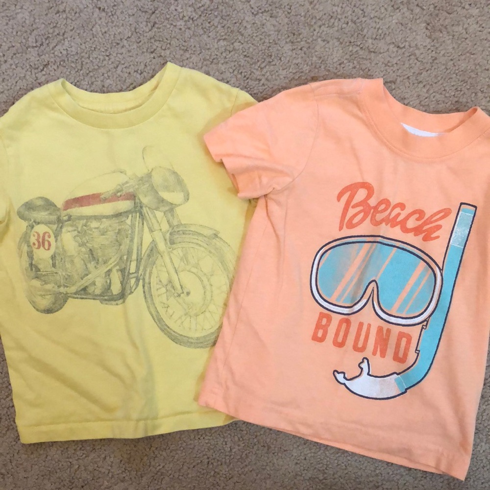 T-shirts 12-18 Months